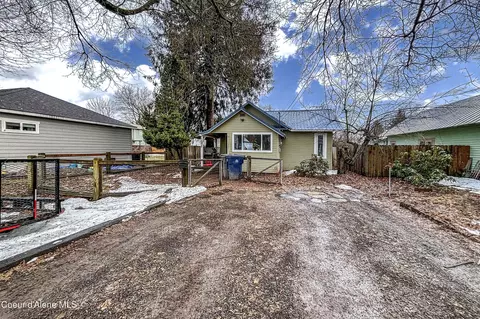 1213 W Lake St, Sandpoint, ID 83864