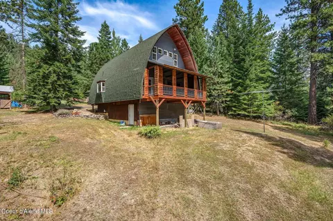 1955 Round Lake Rd, Saint Maries, ID 83861