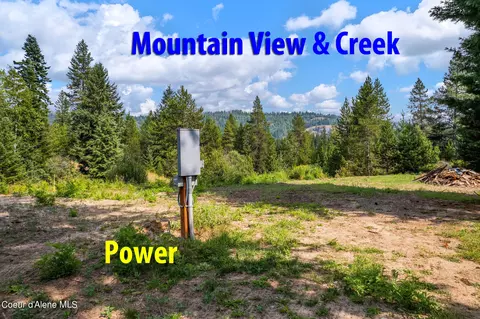 871 Sitting Bull Rd, Sandpoint, ID 83864