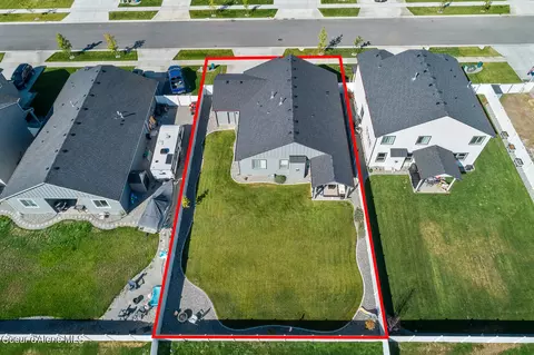 View/Area - 3858 N June Bug St, Post Falls, ID 83854 photo 4 of 6
