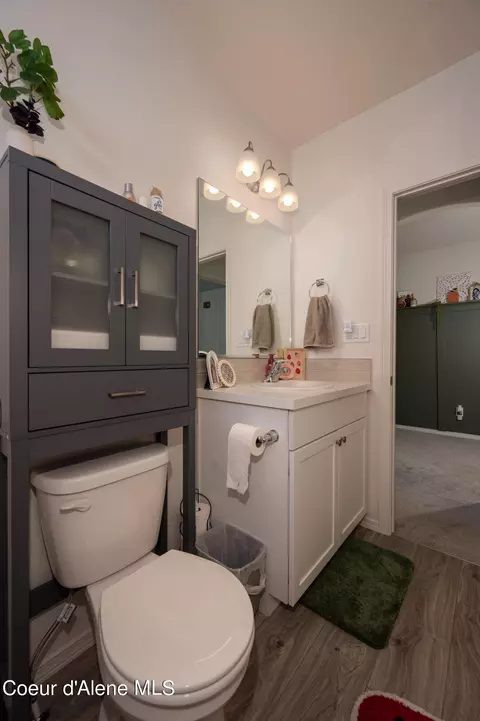 Bath - 3858 N June Bug St, Post Falls, ID 83854 photo 4 of 4