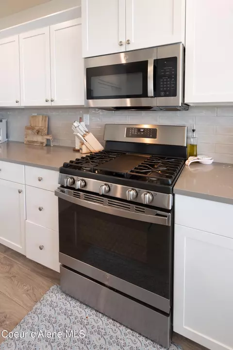 Kitchen - 3858 N June Bug St, Post Falls, ID 83854 photo 5 of 6