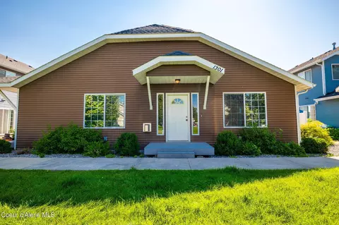 1301 N Forsythia Cir, Post Falls, ID 83854