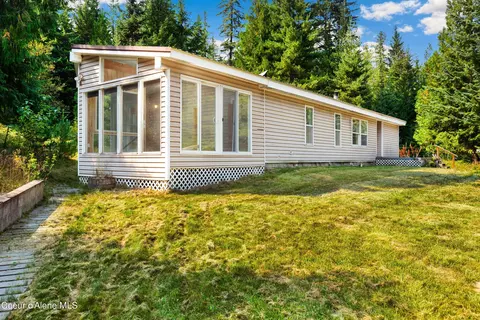 303 Red Cedar Ln, Sandpoint, ID 83864 photo 4