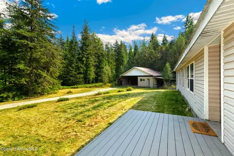 303 Red Cedar Ln, Sandpoint, ID 83864 photo 8