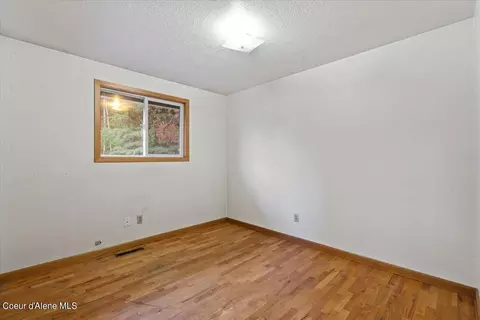 Bedroom - 271 E Park Dr, Kellogg, ID 83837 photo 3 of 6