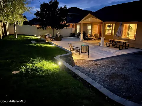 7110 N Epervier Ln, Coeur D'alene, ID 83815