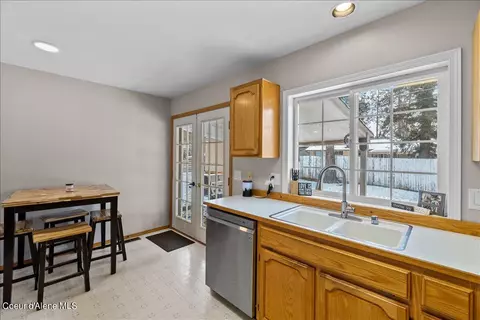 Kitchen - 606 S Division, Pinehurst, ID 83850 photo 1 of 1
