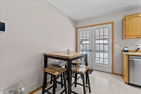 Dining - 606 S Division, Pinehurst, ID 83850 photo 1 of 1