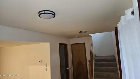 Entry Way - 2001 N Cascade, Post Falls, ID 83854 photo 3 of 3