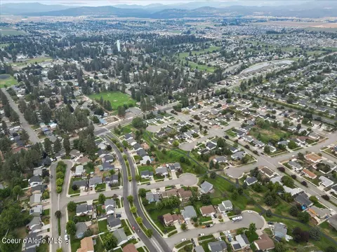 View/Area - 2001 N Cascade, Post Falls, ID 83854 photo 2 of 2