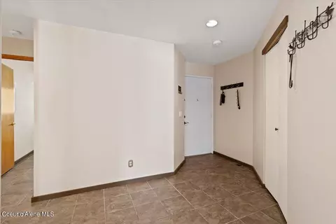 Entry Way - 212 E 1st Ave # 3, Post Falls, ID 83854 photo 2 of 2