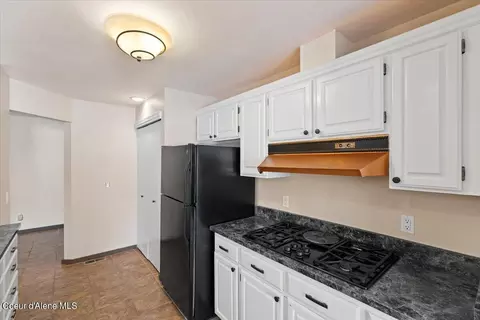 Kitchen - 212 E 1st Ave # 3, Post Falls, ID 83854 photo 1 of 5
