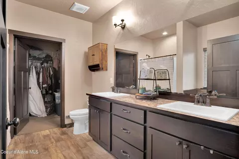 Bath - 349 E Chilco Rd, Rathdrum, ID 83858 photo 1 of 4
