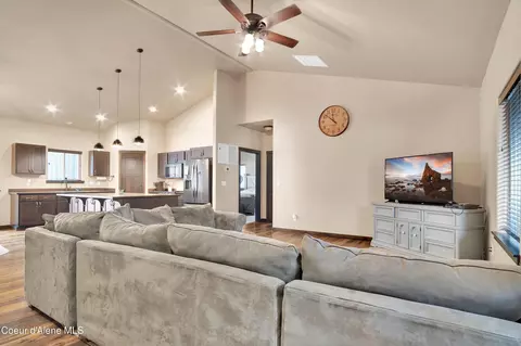 Living - 349 E Chilco Rd, Rathdrum, ID 83858 photo 1 of 3