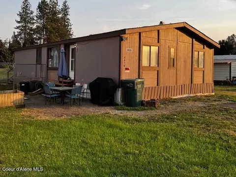 8436 W Park Loop, Rathdrum, ID 83858 photo 2