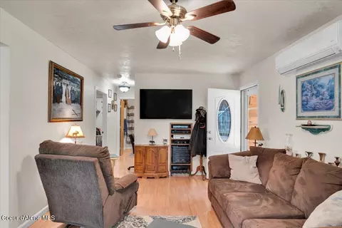 Living - 502 W Fork Pinecreek Rd, Pinehurst, ID 83850 photo 1 of 1