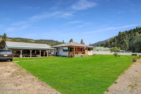 Exterior - 502 W Fork Pinecreek Rd, Pinehurst, ID 83850 photo 4 of 6