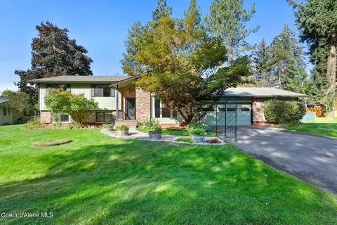 11763 N Peridot Dr, Hayden, ID 83835