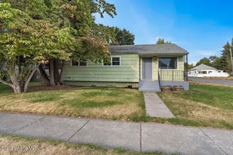 2023 N 7th St, Coeur D'alene, ID 83814