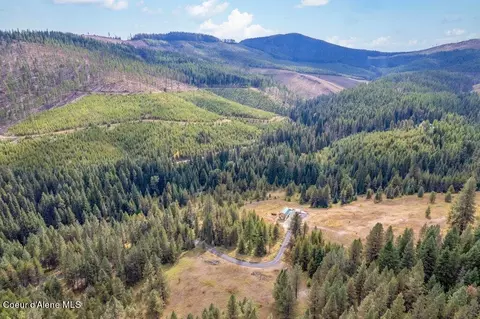 5357 Tyson Creek Rd, Santa, ID 83866