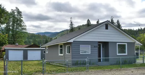 507 Third St, Pinehurst, ID 83850