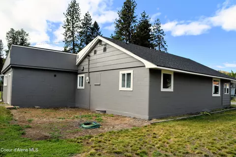 Exterior - 507 Third St, Pinehurst, ID 83850 photo 1 of 3