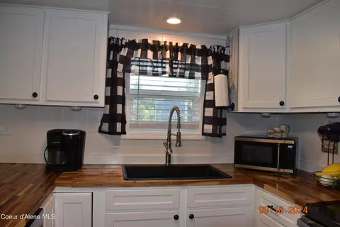 504 Lewiston Ave, Pinehurst, ID 83850 photo 7