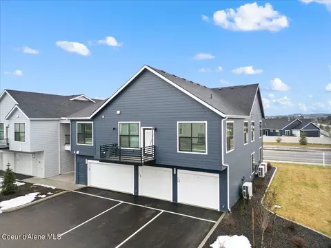 6430 N Atlas Rd #208, Coeur D'alene, ID 83815