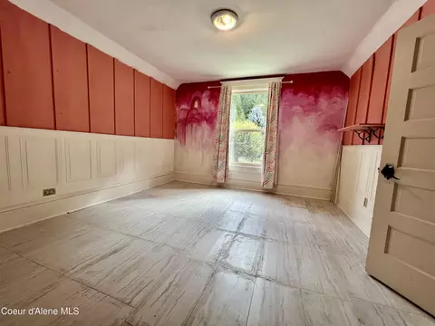 Bedroom - 166 King St, Wallace, ID 83873 photo 1 of 2