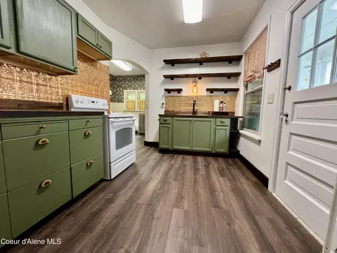 Kitchen - 166 King St, Wallace, ID 83873 photo 1 of 1