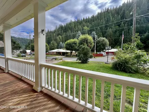 Exterior - 166 King St, Wallace, ID 83873 photo 2 of 4