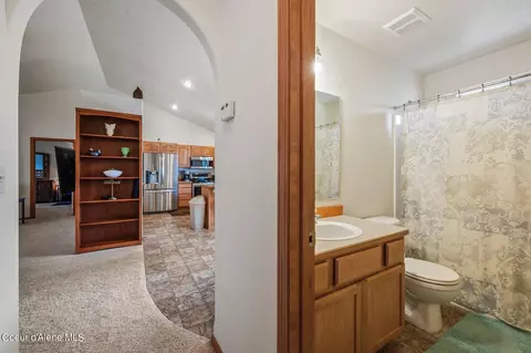 Bath - 907 E Stoneybrook Loop, Post Falls, ID 83854 photo 3 of 3