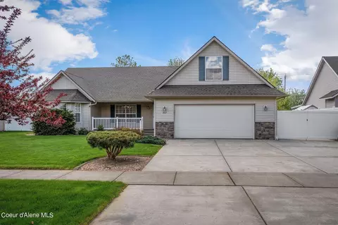 907 E Stoneybrook Loop, Post Falls, ID 83854