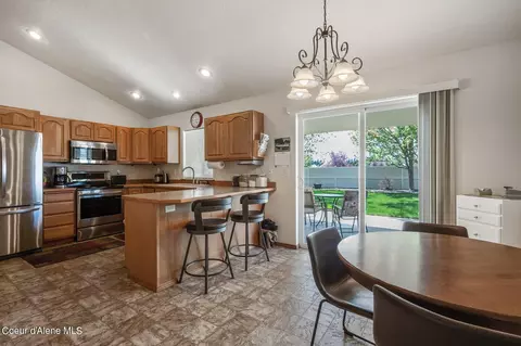 Kitchen - 907 E Stoneybrook Loop, Post Falls, ID 83854 photo 1 of 4