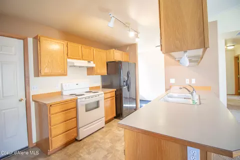 1305 E Horsehaven Ave, Post Falls, ID 83854 photo 9