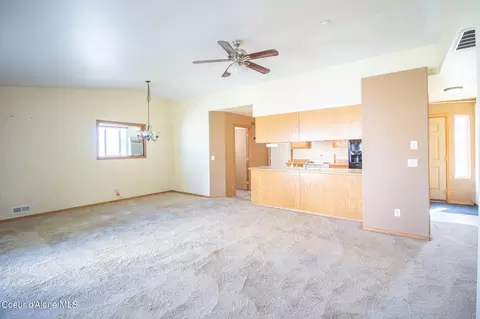 1305 E Horsehaven Ave, Post Falls, ID 83854 photo 6