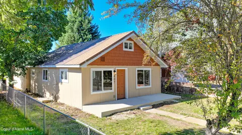 407 W Mullan Ave, Kellogg, ID 83837 photo 3