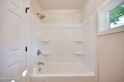 407 W Mullan Ave, Kellogg, ID 83837 photo 30