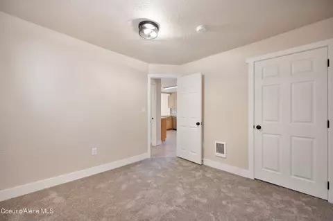 407 W Mullan Ave, Kellogg, ID 83837 photo 27