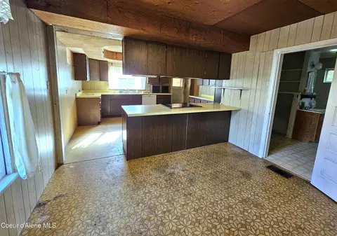 Kitchen - 402 E 3rd Ave, Clark Fork, ID 83811 photo 1 of 4