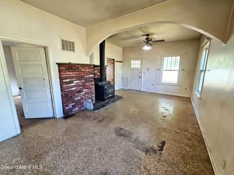 Living - 402 E 3rd Ave, Clark Fork, ID 83811 photo 1 of 2
