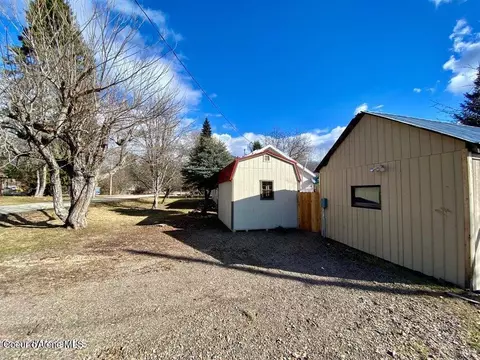 Exterior - 402 E 3rd Ave, Clark Fork, ID 83811 photo 7 of 8