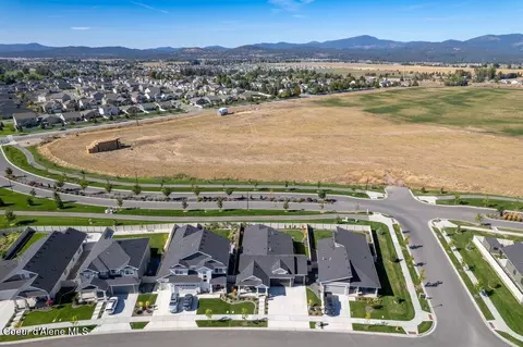 View/Area - 1049 E Percival Ave, Post Falls, ID 83854 photo 2 of 12
