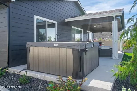 Exterior - 1049 E Percival Ave, Post Falls, ID 83854 photo 7 of 12