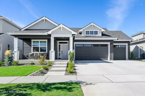 1049 E Percival Ave, Post Falls, ID 83854