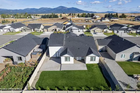 2502 E Corrine Ln, Post Falls, ID 83854 photo 3
