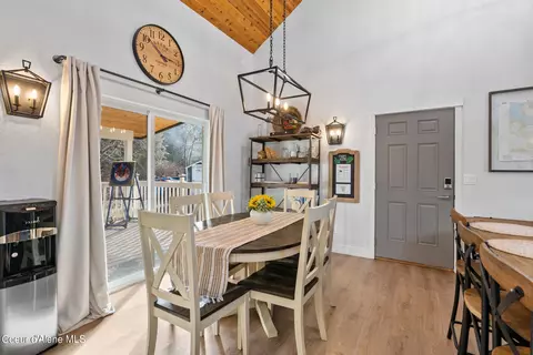 Dining - 311 E Park Ave, Harrison, ID 83833 photo 2 of 3