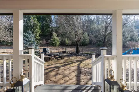 Exterior - 311 E Park Ave, Harrison, ID 83833 photo 13 of 19