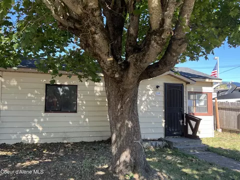 219 E Annie Ave, Coeur D'alene, ID 83814